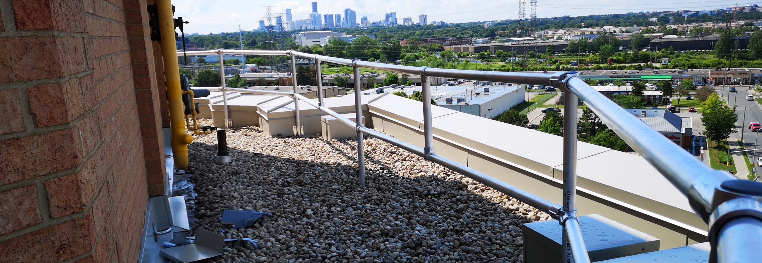 angled rooftop guardrail