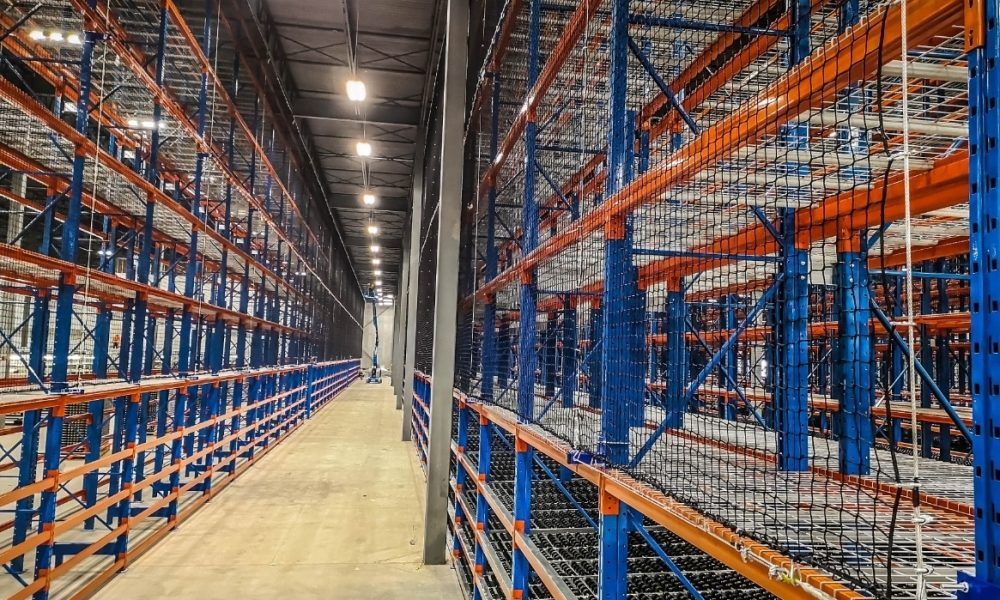 img LFP Standard Offset Rack Netting Systems RackGuard 02.jpg